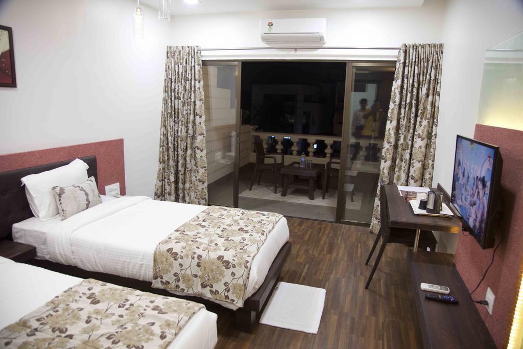 Hotel Pearls Aurangábád Pokoj fotografie